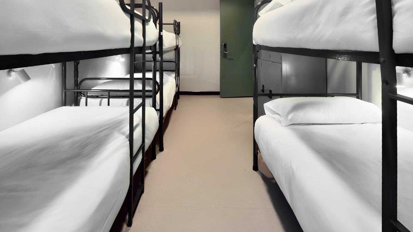 Ideal Youth Albergue *